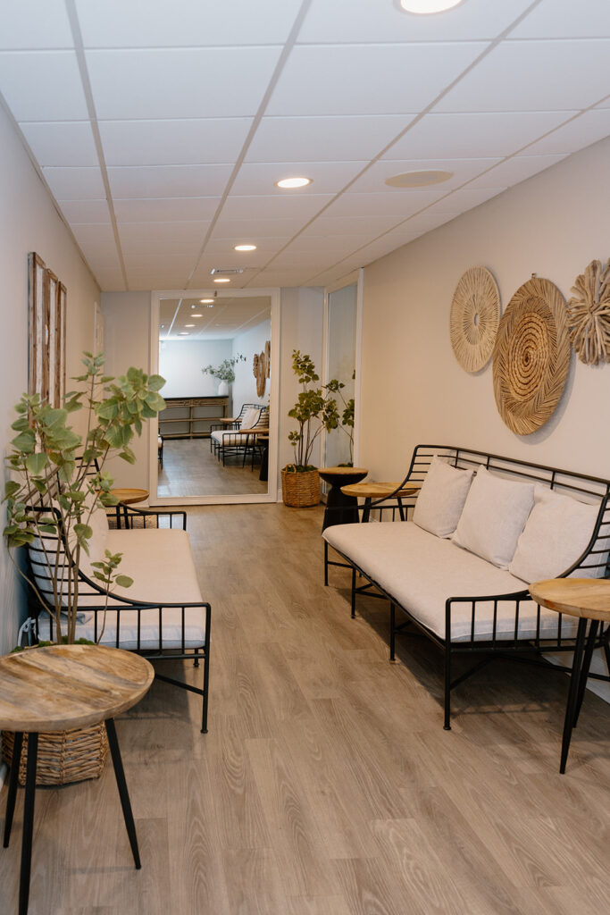 The Villa – The Tent | Wedding Suite | Erin of Boston Photography