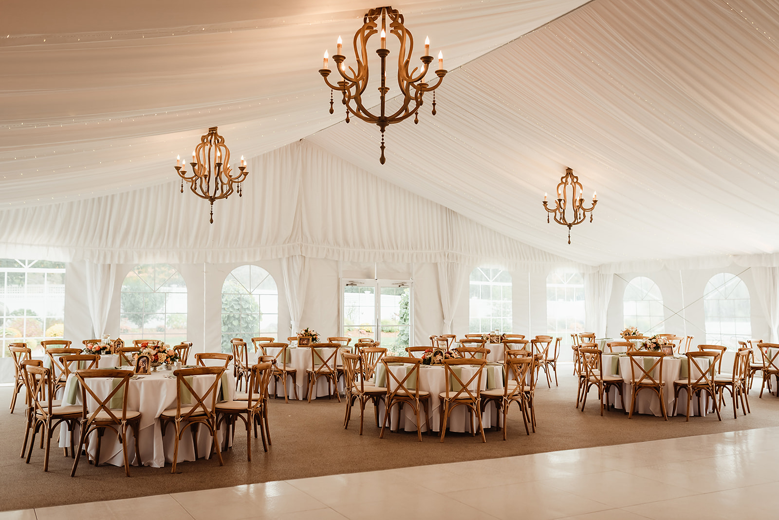 Tent Reception | Nicole Marcelle Photography