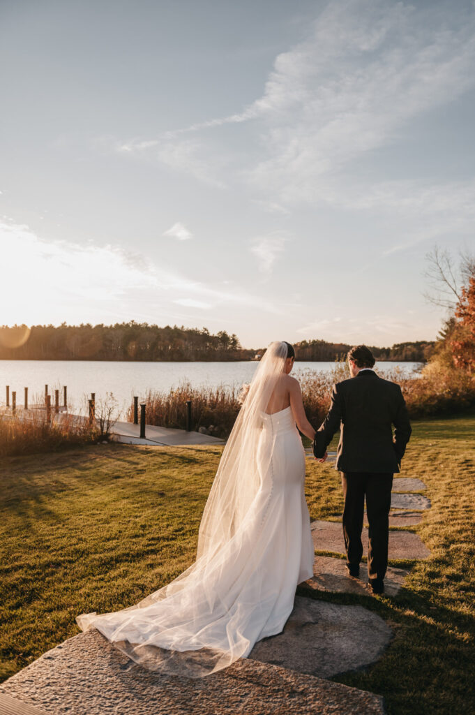 The Lakehouse | The Lakehouse Grounds | Abigail Jean Photography