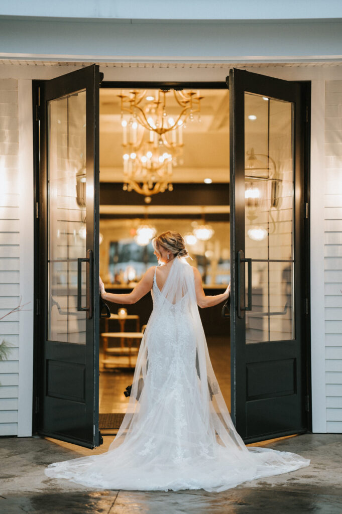 Saphire Estate | Exterior Cocktail Space | Samanta Kalliny Photography