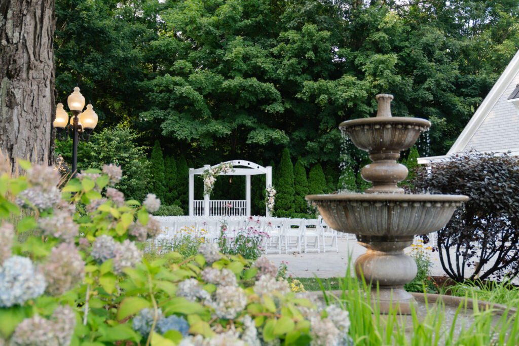 Saphire Estate | Outdoor Ceremony | Bella Gavini Photography