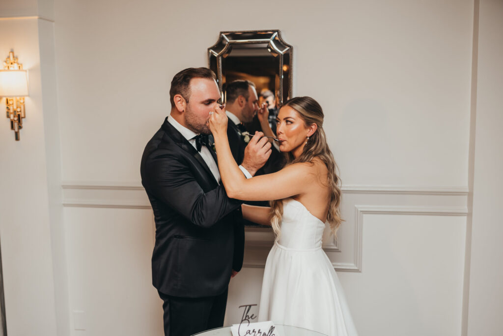 Cake Cutting | Melissa Ortendahl Photography