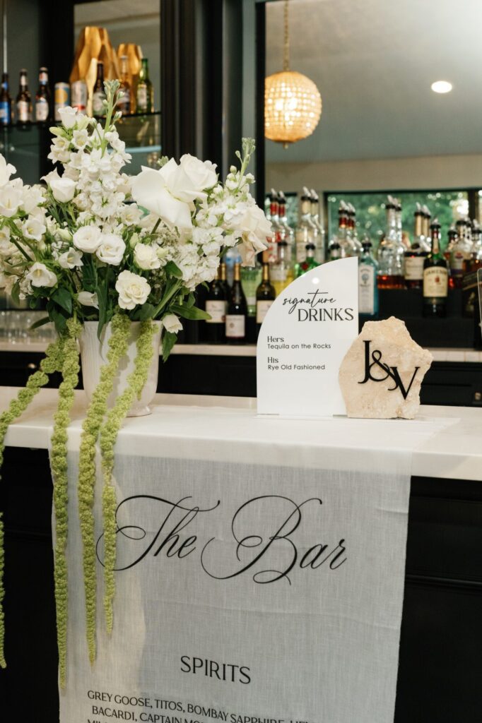 Bar Signage | Olenich Photography