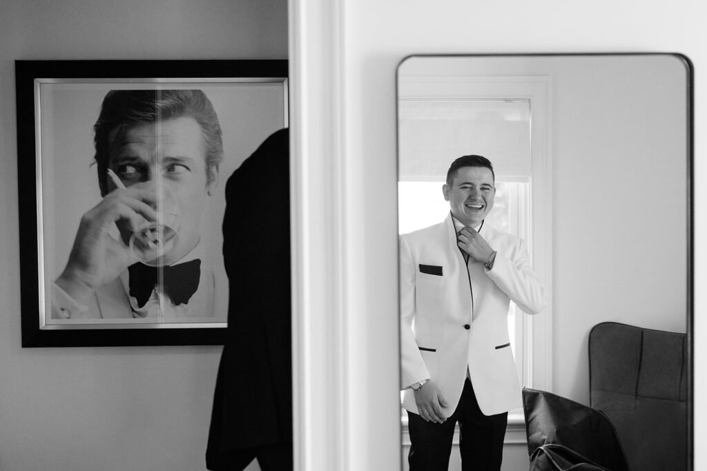 The Gatehouse at Saphire Estate | Groom's Lounge | Angelina Rose Photography