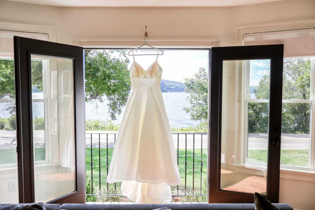 The Gatehouse at Saphire Estate | Dress Hanging