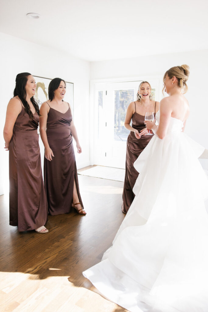 The Gatehouse at Saphire Estate | Bridesmaids | Move Mountains Co.