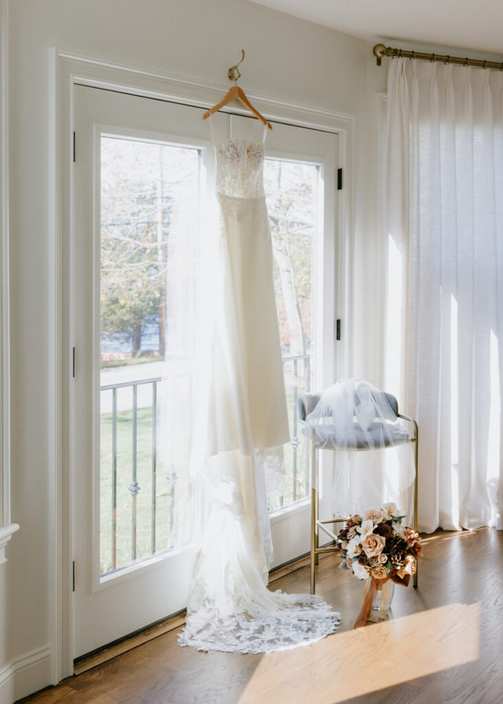 The Gatehouse at Saphire Estate | Dress Hanging | Zhaun Frias Photography
